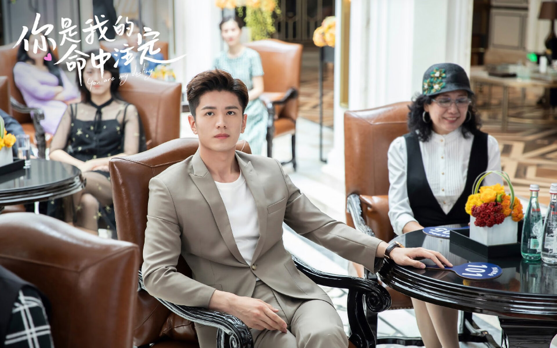 b体育娱乐-亚运赛艇首金出炉，中国队包揽前三，亚运赛艇首金出炉,中国队包揽前三名球员