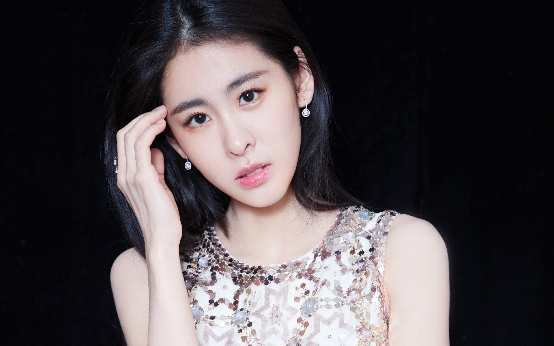 Bsports在线平台-伊普斯维奇城中场核心：球队的发动机，伊普斯维奇部队