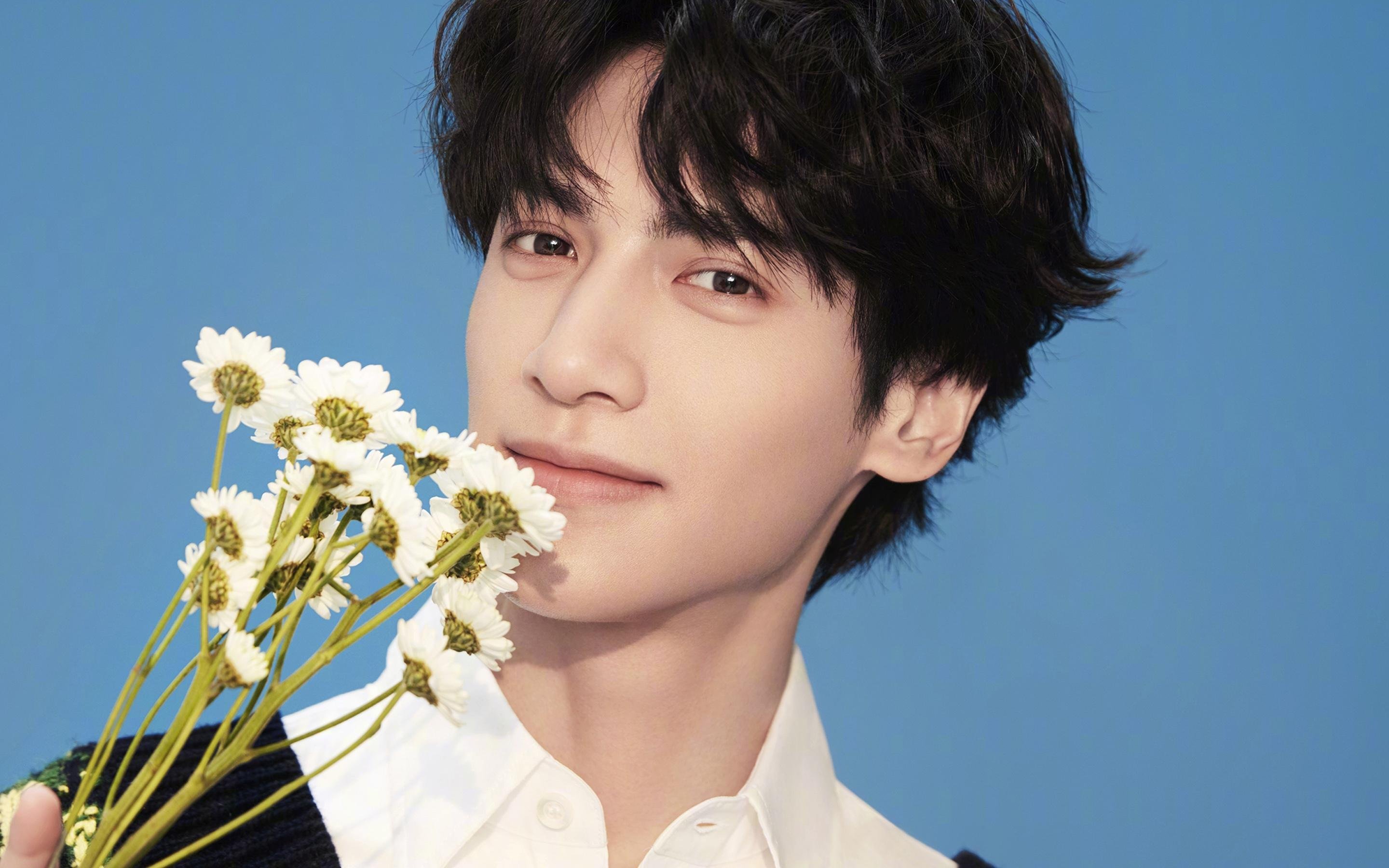 Bsports在线平台-太阳翻盘步行者，常规赛巅峰对决中杜兰特锁死对手，杜兰特复出打太阳集锦