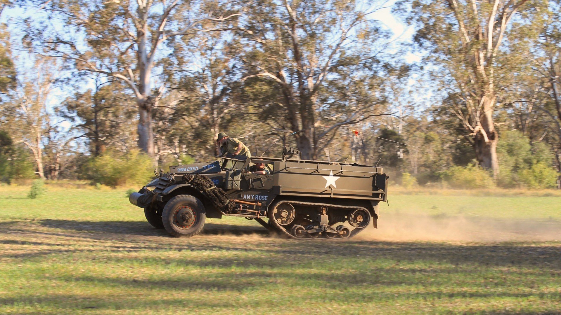 全国青少年跳远锦标赛突破多项纪录,少年跳远世界记录