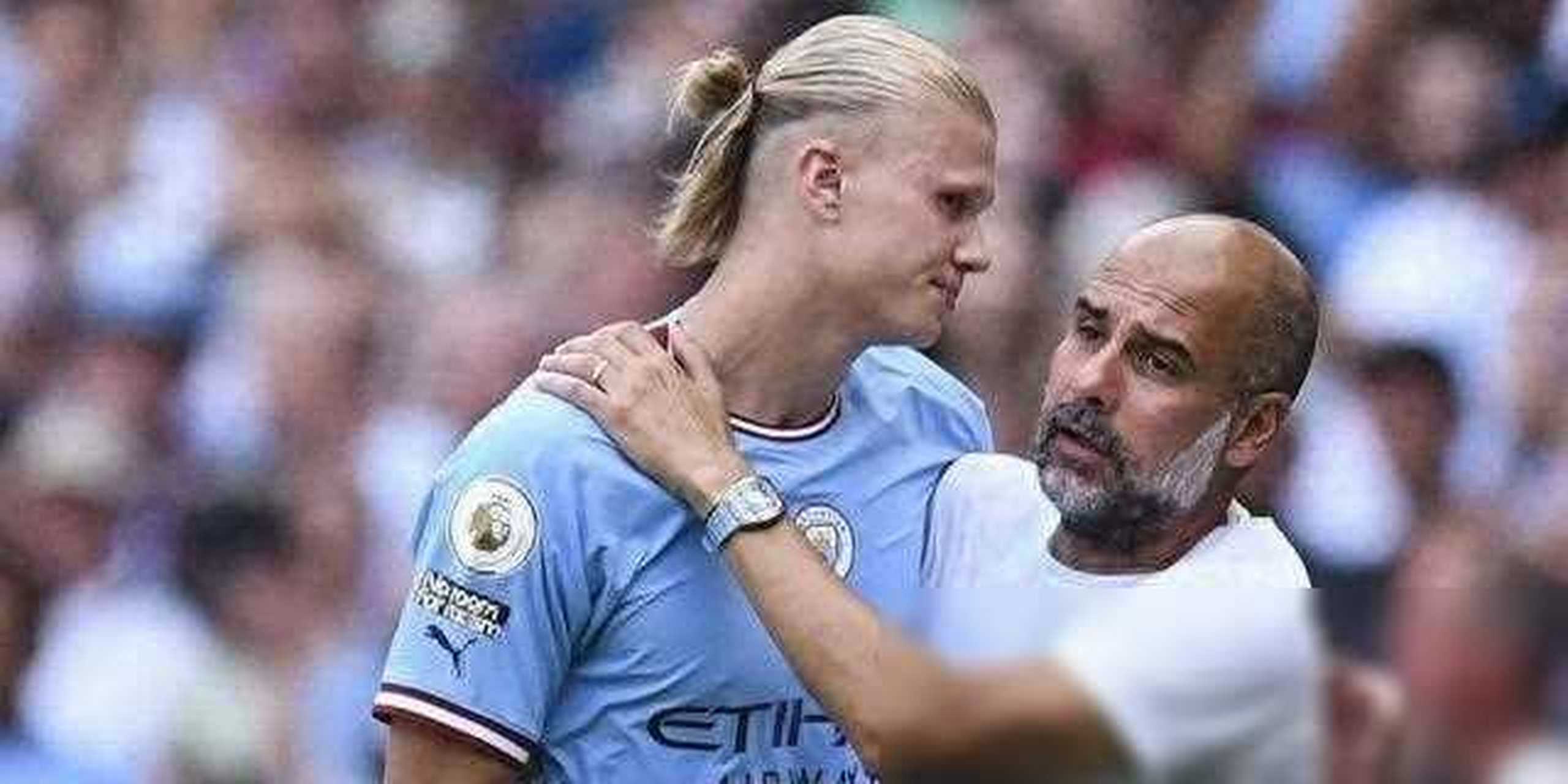 包含b体育下载:英超的金靴争夺战：球员表现的比较的词条