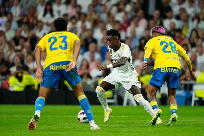 b体育下载:西甲拉斯帕尔马斯的进攻火力与战术调整的简单介绍 b体育下载:西甲拉斯帕尔马斯的进攻火力与战术调整的简单介绍