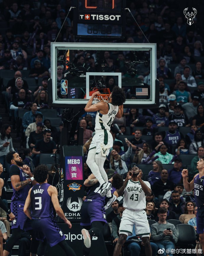 包含bsports体育：NBA球星自传：讲述尤因的篮球生涯的词条