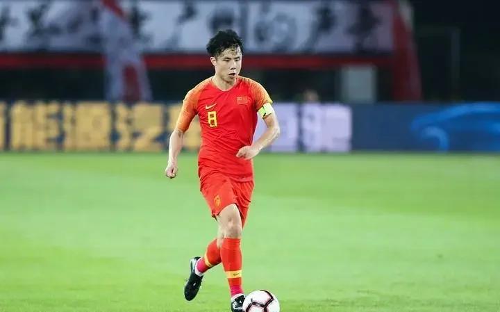 关于B体育APP:老将蒿俊闵转型教练“误人子弟”?球迷:别毁了中国足球的未来!的信息 关于B体育APP:老将蒿俊闵转型教练“误人子弟”?球迷:别毁了中国足球的未来!的信息