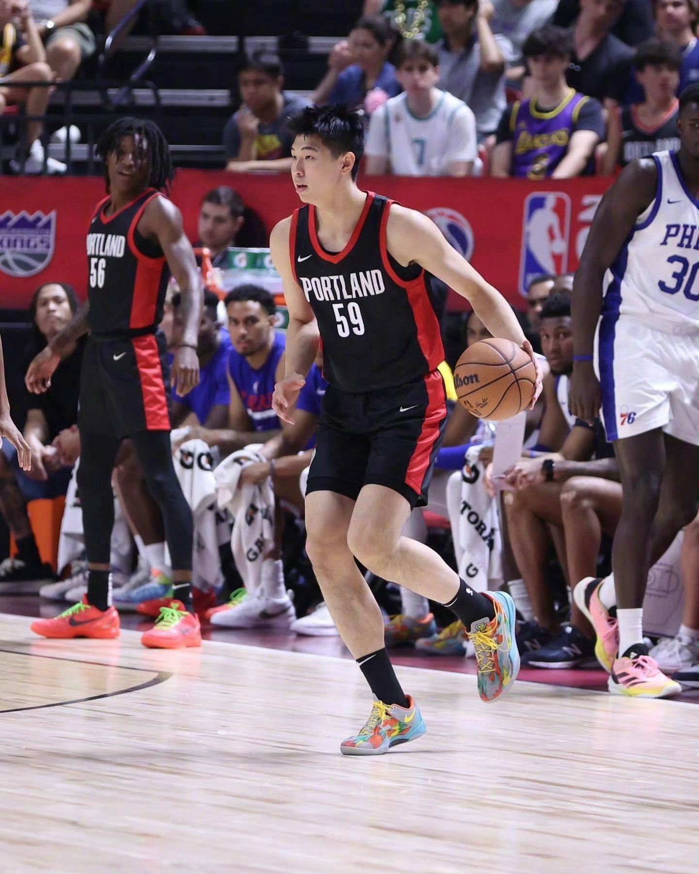 包含bsports体育：纪录片中的传奇：真实故事展现运动员的生活的词条