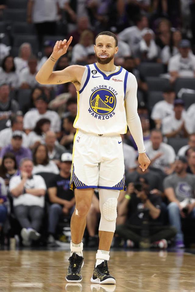 福克斯:国王的控卫新星 福克斯:国王的控卫新星